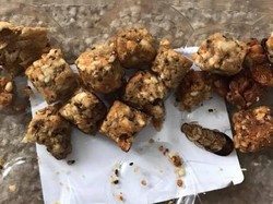 Menjijikkan! Ibu Ini Temukan Kecoa dalam Camilan Kemasan Anaknya