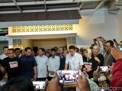 Disaksikan Prabowo, Sandiaga Resmikan Sekber Gerindra-PKS