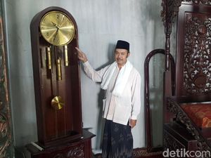 Ini Barang di Dalam Masjid yang Dirusak Pria Tak Dikenal Ini Barang di Dalam Masjid yang Dirusak Pria Tak Dikenal