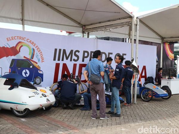 Tidak Hanya Buatan Jerman, Mobil Listrik Buatan Mahasiswa juga Unjuk Gigi