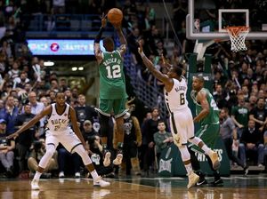 Kalahkan Celtics, Bucks Paksakan Gim Penentuan Kalahkan Celtics, Bucks Paksakan Gim Penentuan