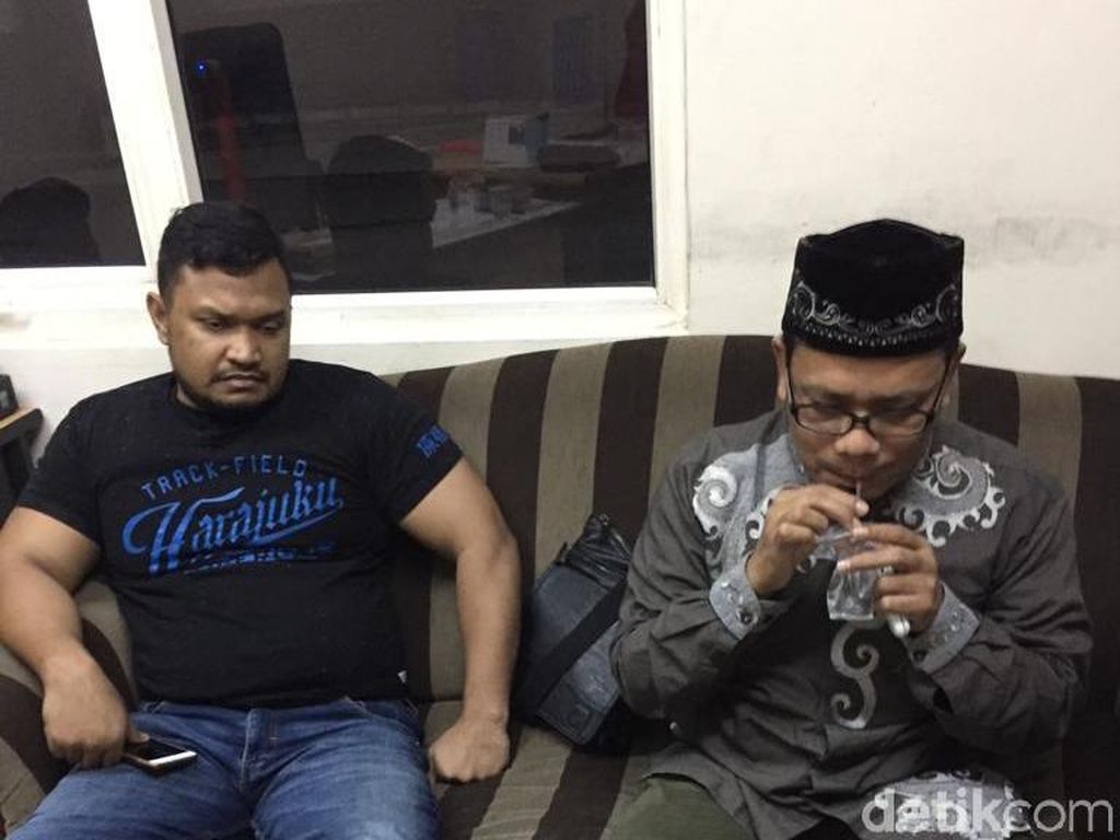 Ditangkap di Apartemen, 2 Koruptor Ini Mukanya Langsung Kecut Ditangkap di Apartemen, 2 Koruptor Ini Mukanya Langsung Kecut