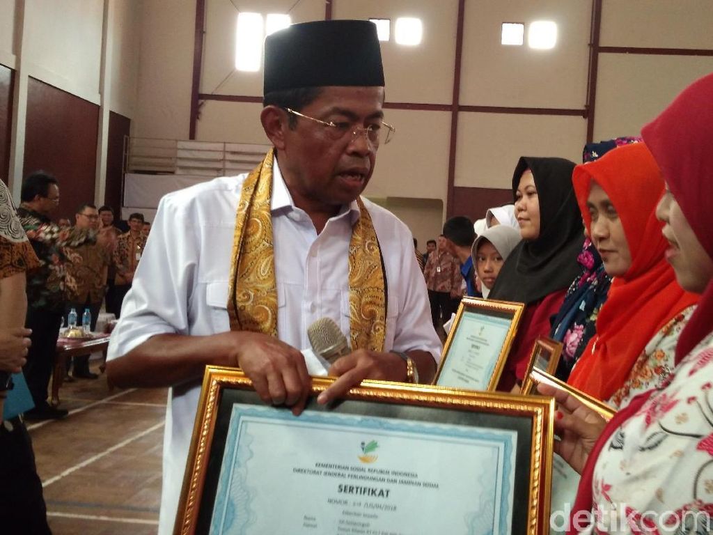 Di DPR, Idrus Marham Pamerkan WTP Raihan Kemensos Di DPR, Idrus Marham Pamerkan WTP Raihan Kemensos