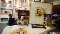 Keren, Lukisan Jokowi Ini Terbuat dari Ampas Kopi