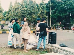 Mahasiswa Keluhkan Keberadaan Brimob Jadi Satpam Kampus Unpad