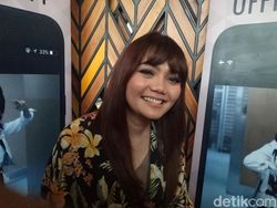Rina Nose Kenang Momen Bersama Glenn Fredly