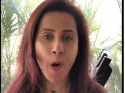 Senam Wajah Untuk Usir Double Chin Ala Fitness Trainer Seleb Bollywood