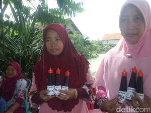 Ini Dia Kecap dari Duri dan Kepala Ikan Kreasi Ibu-ibu Lamongan Ini Dia Kecap dari Duri dan Kepala Ikan Kreasi Ibu-ibu Lamongan