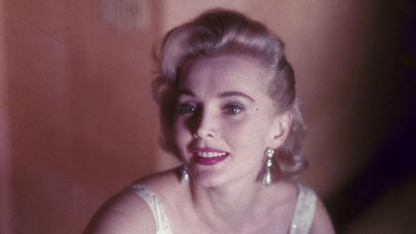 Wanita Ini Cetak Sejarah Jadi Artis Hollywood Paling Sering Kawin-Cerai