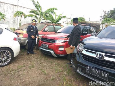Deretan Sitaan KPK di Mojokerto, Jet Ski hingga Mobil Mewah