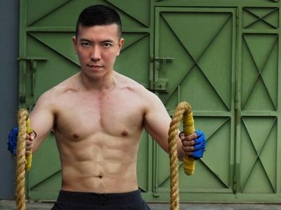 Foto: Olahraganya Dokter Ivan, TNI Ganteng Berperut Sixpack yang Viral