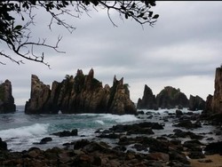 Sudah Tahu Pantai Gigi Hiu di Lampung?