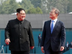 Kim Jong-un Surati Moon Jae-in, Hibur Warga Korsel di Tengah Wabah Corona