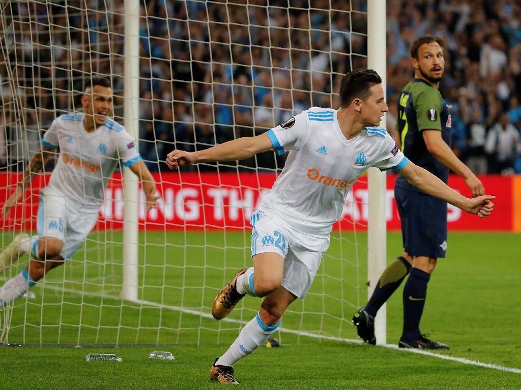 Marseille Tekuk Salzburg 2-0