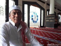 Kapitra: Akun IG UAS Disuspend, Foto Rizieq Dihapus, Modus Sama!