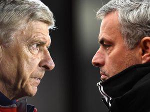 Head to Head: Wenger Kalah Telak dari Mourinho