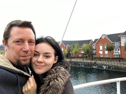 Putuskan Pacar yang Muda, Remaja Ini Pilih Pria Lebih Tua dari Ayahnya