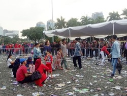 Total Sampah Sisa Acara Bagi Sembako di Monas Capai 70 Ton