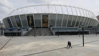 NSC Olimpiyskiy Stadium terletak di lereng Cherepanova Hora (Bukit Cherepanova), Distrik Pecherskyi, Kiev, Ukraina. Foto: Valentyn Ogirenko/Reuters