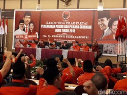 Megawati Ingin Mesin PDIP Menangkan Gus Ipul-Puti di Pilgub Jatim