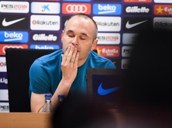 Guardiola: Iniesta ke China, bukan ke City