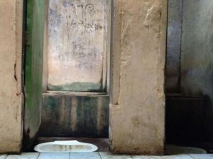 Begini Cerita di Balik Tabung Gas yang Meledak di MCK Begini Cerita di Balik Tabung Gas yang Meledak di MCK