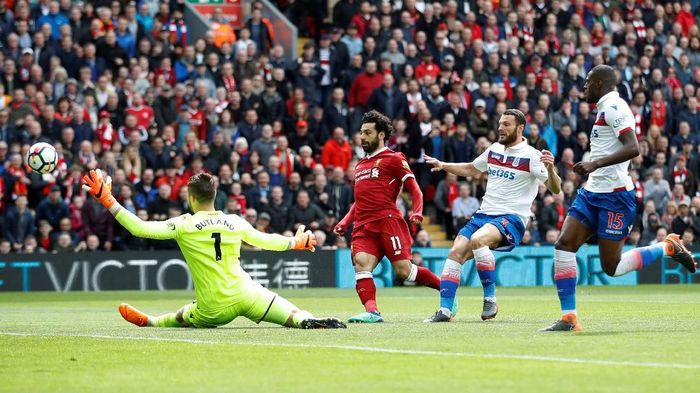 Liverpool masih berimbang tanpa gol kontra Stoke di babak pertama (Carl Recine/Reuters) Liverpool masih berimbang tanpa gol kontra Stoke di babak pertama (Carl Recine/Reuters)