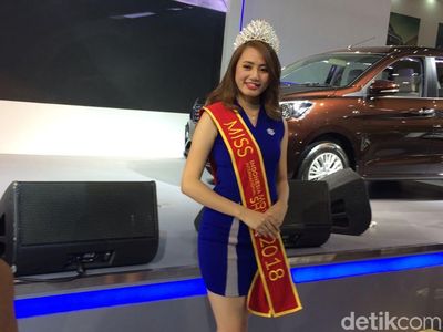 Novita Sari, Gadis Cantik Miss Motor Show 2018
