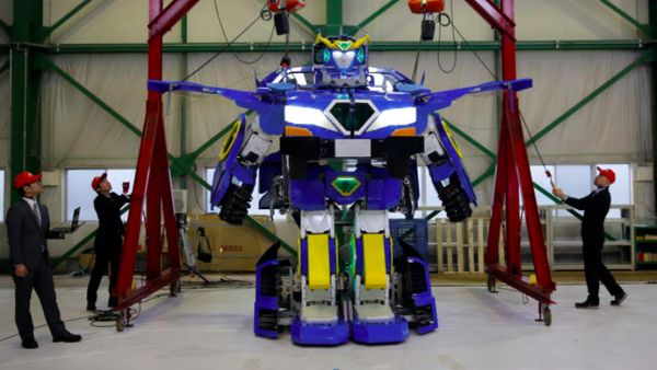 Robot Transformers Jepang yang Tak Kalah Keren dari Bumblebee
