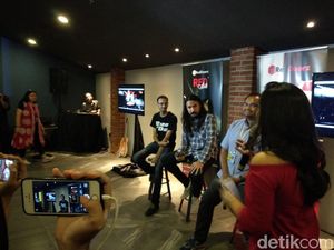 Sibuk Manggung Jadi Pemanasan Ello Sebelum Bebas