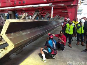 Budi Karya Cek Proyek LRT di Pancoran Sampai Jongkok-jongkok
