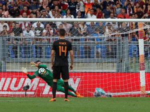 Roma Menang Telak, Dzeko Berterima Kasih kepada Alisson