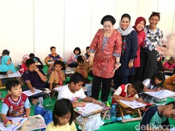 Hasto Apresiasi Semangat Wali Kota Risma yang Kini Ditiru Puti