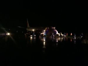 Lion Air Tergelincir, Bandara Gorontalo Ditutup Sementara