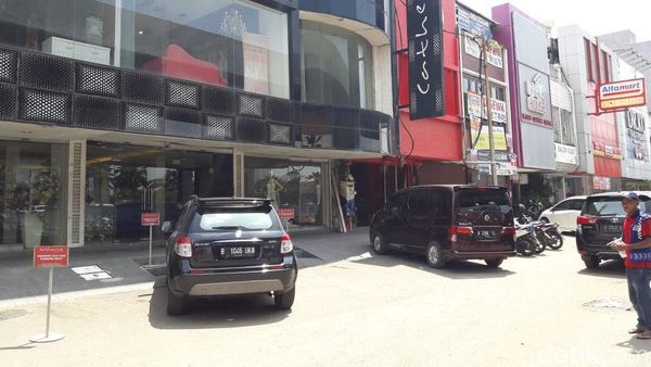 Melihat Lokasi Sopir Mobil Tewas Usai Tabrak Motor di Kelapa Gading