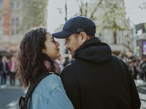 Ucapan Bahagia Suami Putri Marino di Kelahiran Anaknya