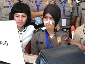 Pengorbanan Cinta Briptu Nova Ijab-Kabul LDR Tak Sia-sia Pengorbanan Cinta Briptu Nova Ijab-Kabul LDR Tak Sia-sia