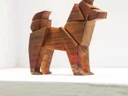 Pria Ini Raup Omzet Puluhan Juta Rupiah dari Mainan Kayu