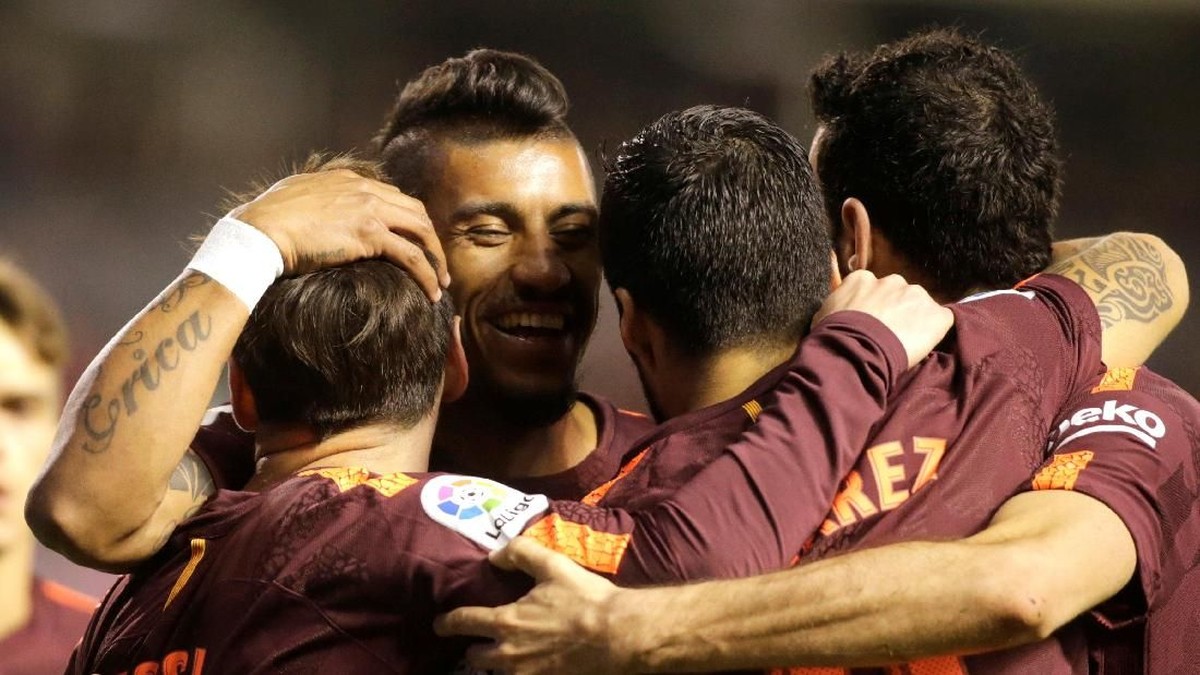 Barcelona mengunci titel di markas Deportivo La Coruna. (Foto: Miguel Vidal/REUTERS)