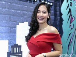 6 Fakta Pevita Pearce yang Kepergok Nonton Bareng Ariel Noah
