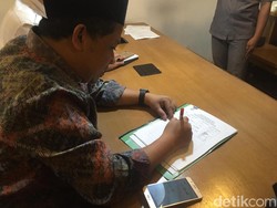 Fahri Hamzah Ikut Teken Usulan Pansus Tenaga Kerja Asing