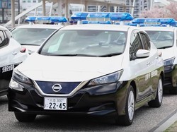 Bukan Mobil Mewah, Polisi Jepang Pakai Mobil Listrik Buat Dinas