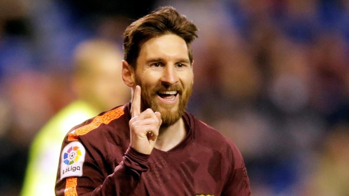 Lionel Messi mencetak hat-trick ke gawang Deportivo, yang memastikan Barcelona juara La Liga. (Foto: Miguel Vidal/REUTERS)
