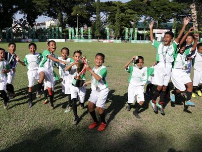 SD Inpres Paccerakkang Juara MILO Football Championship Makassar 2018
