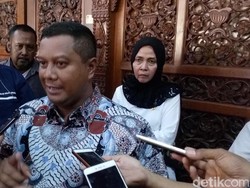 Bolos Rapat Paripurna, ke Mana Bupati Mojokerto?