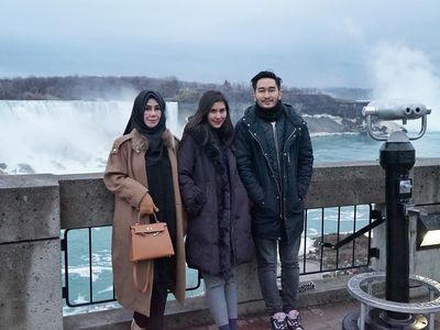 Indahnya Niagara dari Balkon Kamar Honeymoon Syahnaz dan Jeje