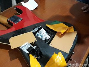 Lapas Banceuy Gagalkan Penyelundupan Sabu-sabu Lewat Gitar Lapas Banceuy Gagalkan Penyelundupan Sabu-sabu Lewat Gitar