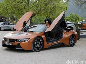 Baterai Bisa Picu Kebakaran, Puluhan Ribu Mobil Listrik BMW Ditarik