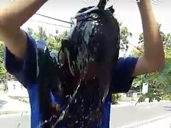 Viral Bocah Dihukum Siram Oli Bekas ke Kepala, Polisi Turun Tangan