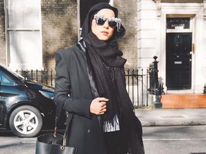 Inspirasi Gaya Hijab Stylish untuk ke Kantor ala Desainer Jenahara